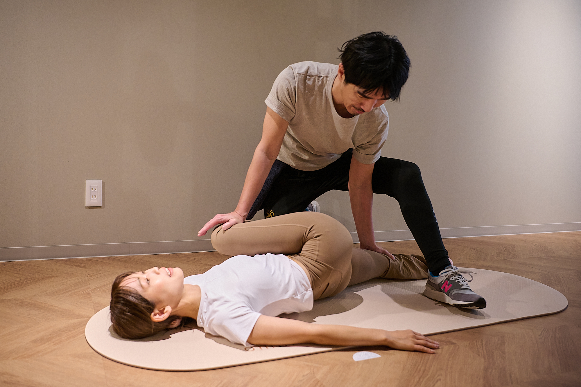 体験レッスンのストレッチ